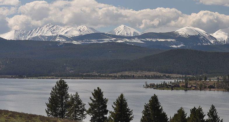 Georgetown lake. Photo by Mike Cline wiki.