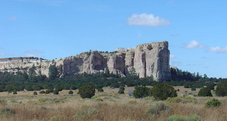 El Morro National Monument Park. Photo by Joel Mills/wiki.