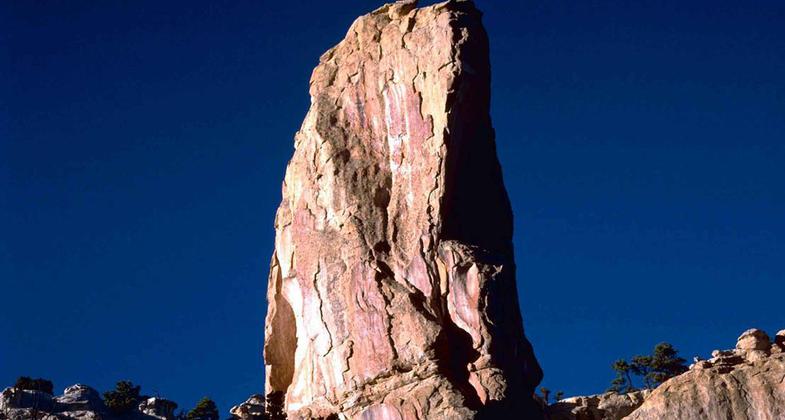El Morro National Monument Park. Photo by Gary Stolz/USFS/wiki.
