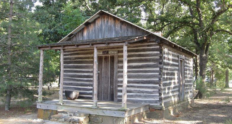 Campbell Cabin in Wintersmith Park in Ada, OK. Photo by holt9359/wiki.