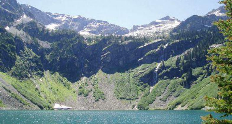 photographer: Lisa Therrell.