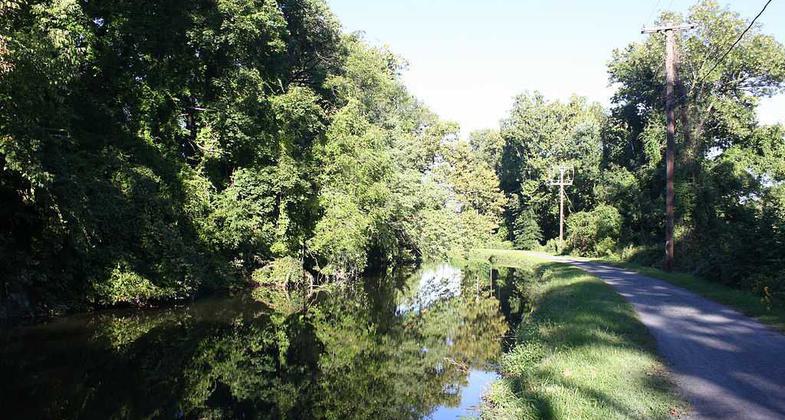 Lehigh Canal Bethlehem. Photo by Shuvaev wiki.