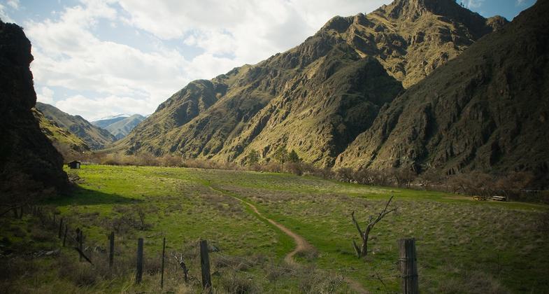 Trail heading towards the historic Kirkwood Ranch. Photo by Ida Koric.