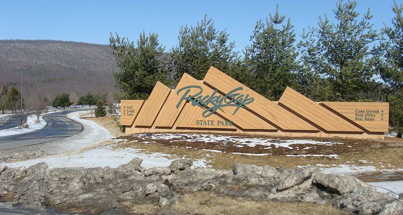 Touch of Nature Trail is located at Rocky Gap State Park. Photo by Sallicio.