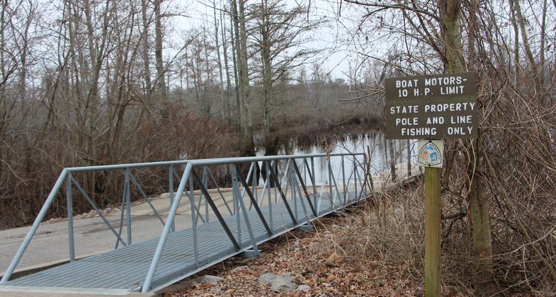 Canoe/boat launch at river trail. Photo by Jonathan Voelz.
