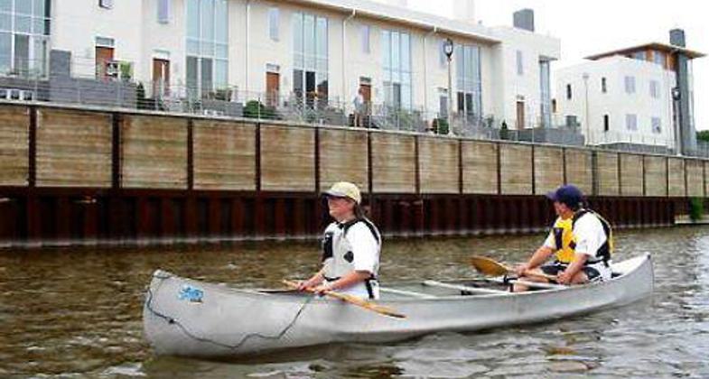 This 35-mile water trail flows through urban portions of the Milwaukee, Menomonee, and Kinnickinnic Rivers.
