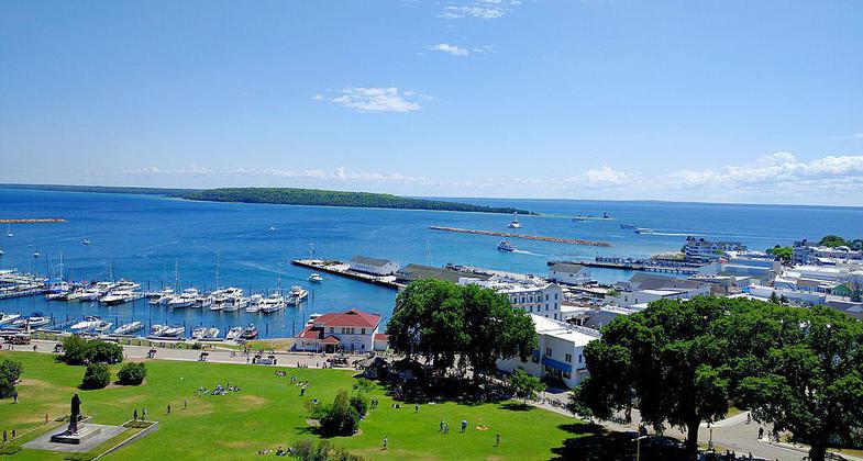 Mackinac Island view from Fort Mackinac. Photo by Viplav Valluri wiki.