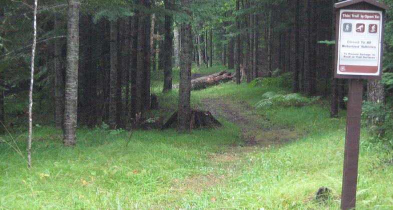 Stateline-Mile Post Zero Trailhead. Photo by USDA Forest Service.
