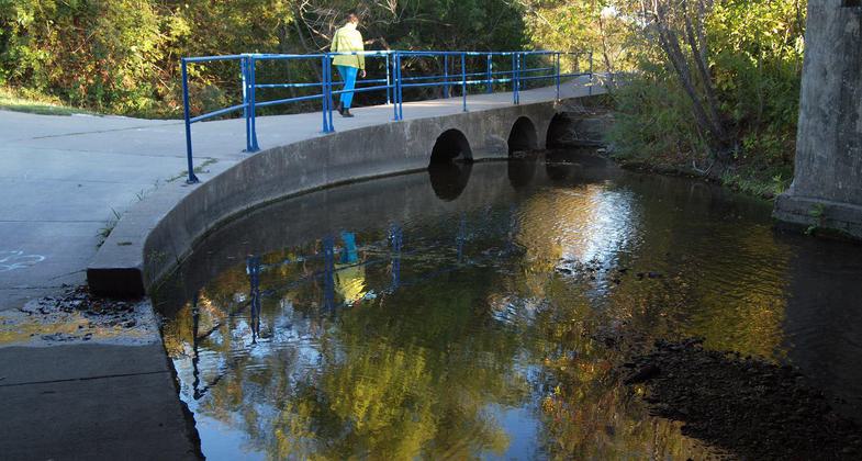 Heritage National Recreation Trail is a link in 40 miles of connected trails in Pflugerville, Texas. Photo by Courtesy American Trails.