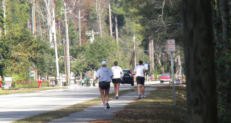 Listen and learn from the trailside sculptures. Photo by Sherry Sullivan.