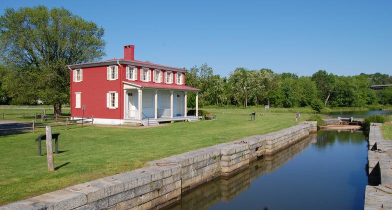 Lock and Lock House at Harve de Grace. Photo by Carl M. Smith.
