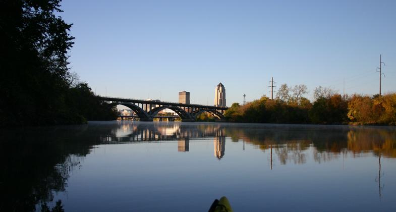 Des Moines Bridge. Photo by Kelli Phillips.