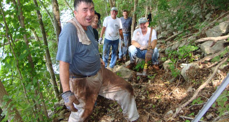 2020 NRT Photo Contest Winner - Volunteers. Photo by Bob Martin.