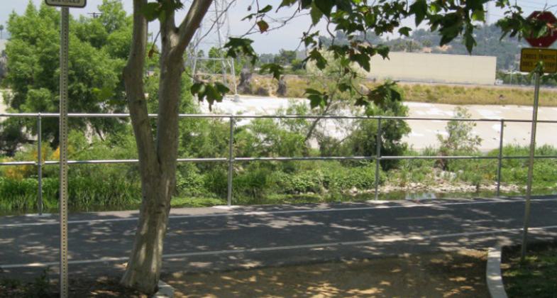 LA River Trail: Mile Marker with Heron Design