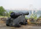 Fort Lee Historic Park - cannon and view of Manhattan and the George Washington Bridge. Photo by Jlm06.