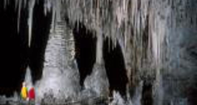 Temple of the Sun features a column surrounded by hundreds of stalactites. Photo by NPS/Peter Jones.