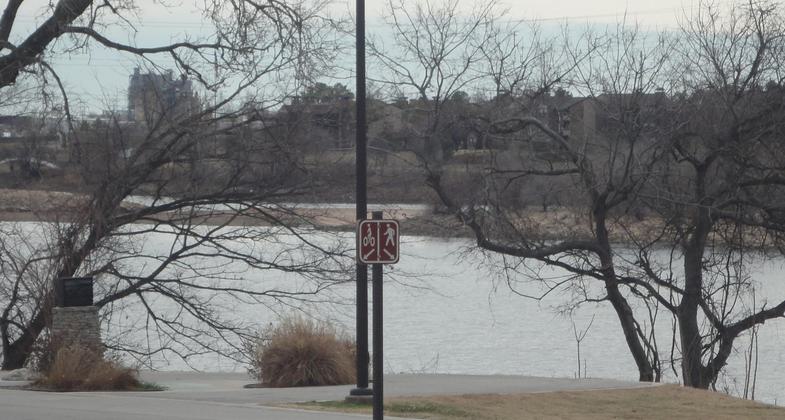The Riverside drive & walk trails in down town Tulsa along the Arkansas river. Photo by Shanti Thokchom.
