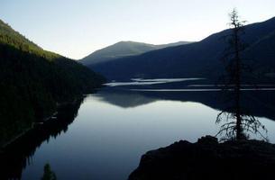 Sullivan Lake Trail