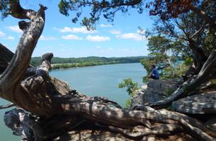 Lady Finger Bluff Trail