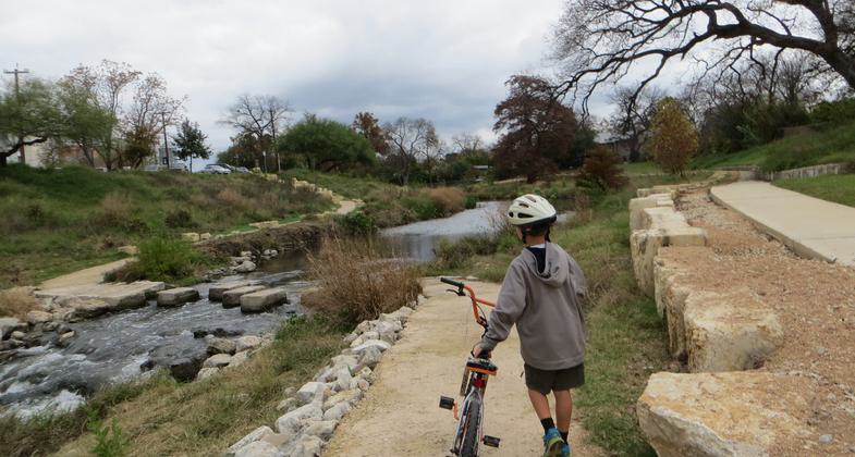 A trail ford on the San Antonio River in the King Williams Historic District just south of downtown San Antonio, Texas. Photo by Chris Sheffield.