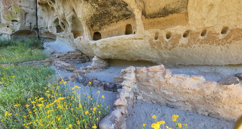 Bandelier National Monument - New Mexico - Cliff Dwellings - Alcove House