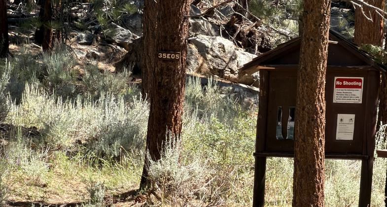 Scenic views. Photo by Troy Meadows, Sequoia NF.