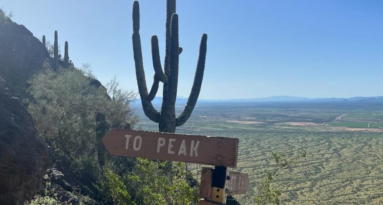 Beautiful morning before hiking the Hunter Trail. Photo by Wendy and Tom Ray